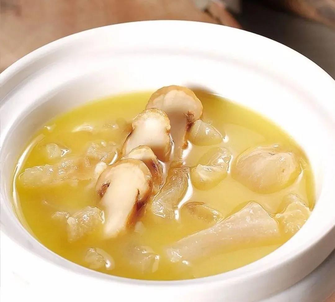 鹿筋煲汤好处多,做给家人喝一喝!